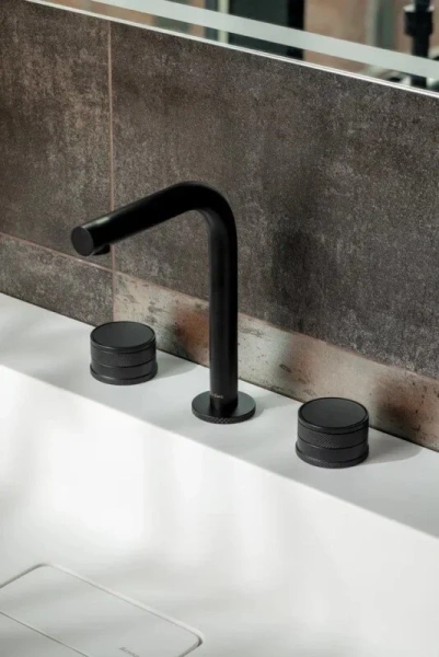 Смеситель для раковины Boheme Prestige черный матовый 152-B-PR (детальная фотография), скрытого монтажа, встраиваемые в стену