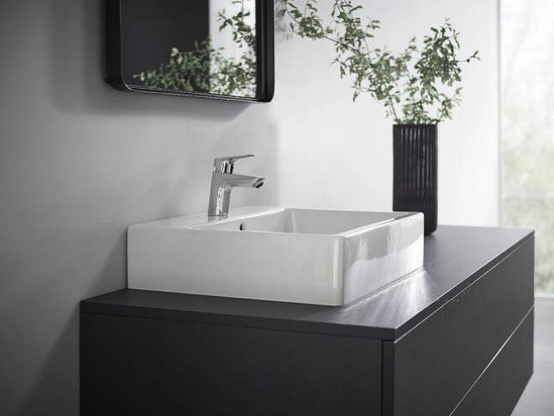 Смеситель для раковины Hansgrohe Logis без донного клапана 71071000 (детальная фотография), однорычажные, двухрычажные