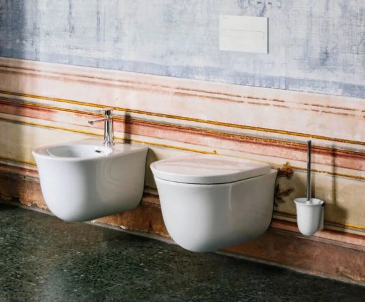 Биде подвесное Laufen The New Classic белое 8.3085.1.000.302.1 (детальная фотография), круглой формы