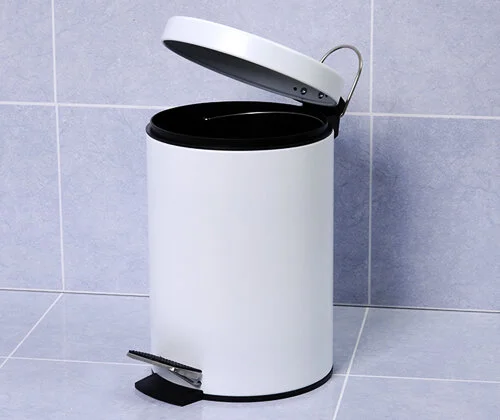 Мусорное ведро WasserKRAFT белое K-635W (детальная фотография), металлические