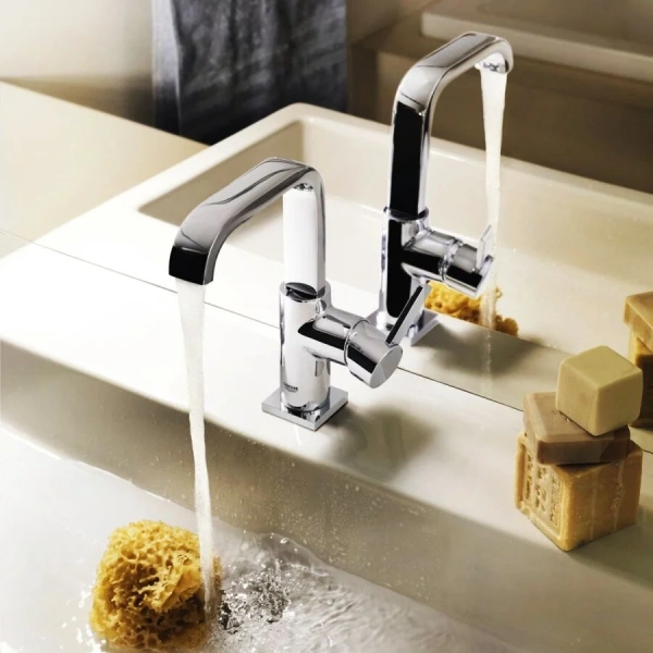 Смеситель для раковины Grohe Allure 23076000 (детальная фотография), хром