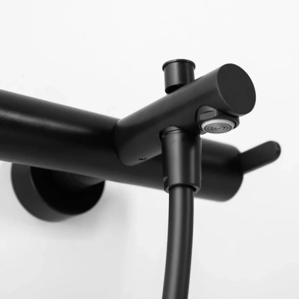 Смеситель для ванны Cezares Leaf черный матовый LEAF-VD-NOP (детальная фотография), современные, hi-tech