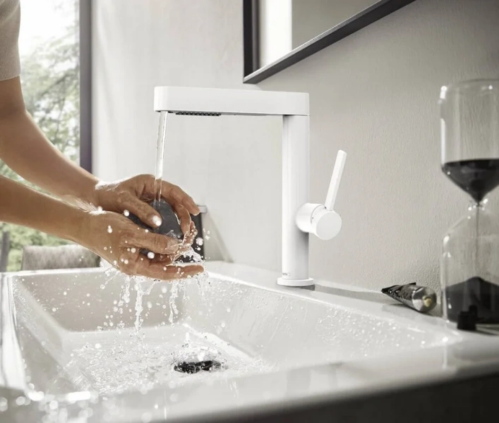 Смеситель для раковины Hansgrohe Finoris белый матовый 76063700 (детальная фотография), белые