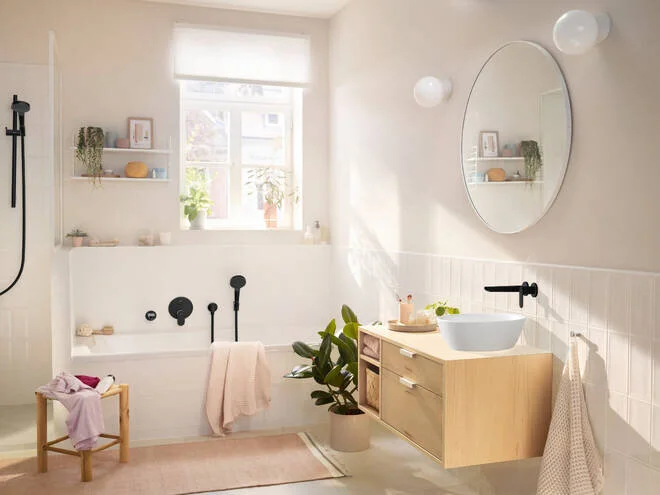 Смеситель для раковины Hansgrohe Rebris настенный 72528670 (детальная фотография), скрытого монтажа, встраиваемые в стену