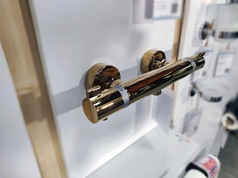Смеситель для душа Hansgrohe Ecostat Comfort полированное золото 13116990 (детальная фотография) index_1