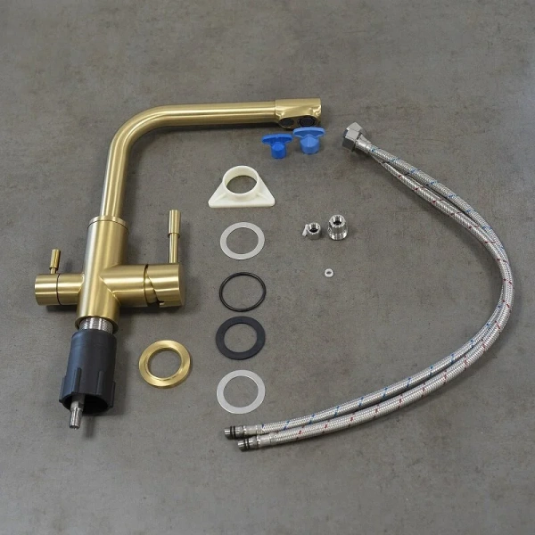 Смеситель для питьевой воды Lemark Expert с подключением к фильтру с питьевой водой золотой LM5061LGN (детальная фотография), на мойку, на столешницу