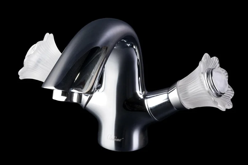 Смеситель для раковины Boheme Camelia двухвентильный (детальная фотография)