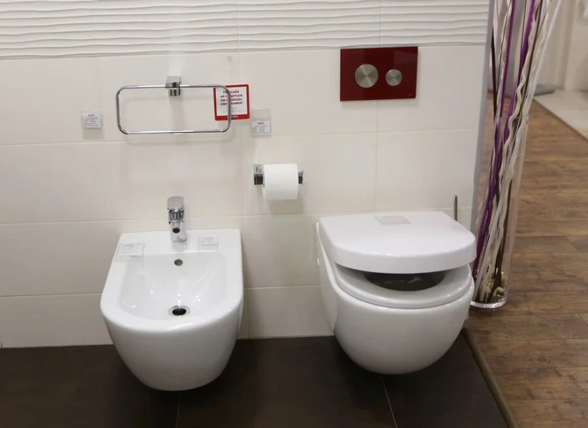 Унитаз подвесной Villeroy & Boch Subway 2.0 белый альпин без грязеотталкивающего покрытия 5614R001 (детальная фотография), в наличии