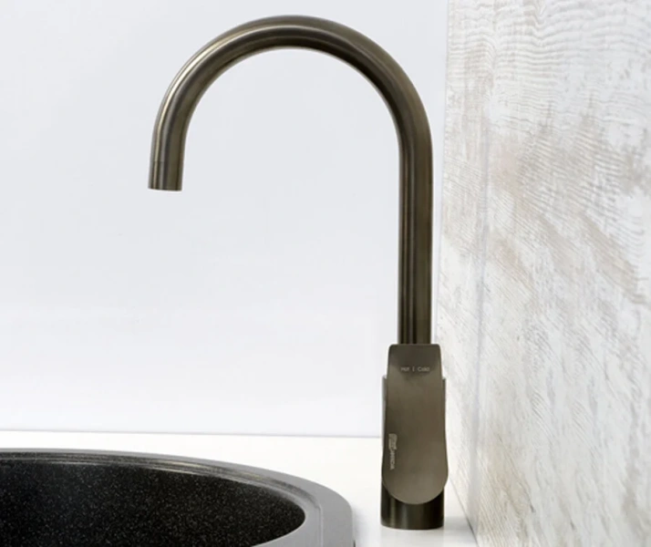 Смеситель для кухни WasserKRAFT Wiese оружейная сталь 8407 (детальная фотография), черные