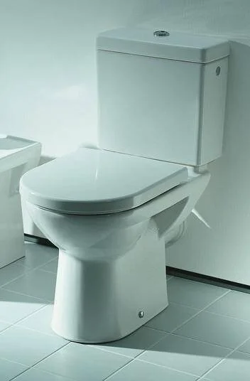 Крышка-сидение с микролифтом Laufen Pro легкосъемная 8.9695.1.300.000.1 (детальная фотография), в наличии