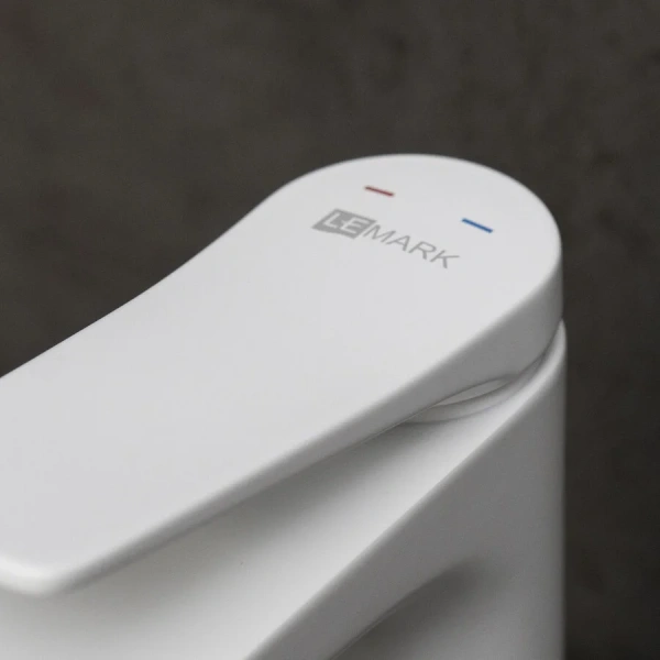 Смеситель для раковины Lemark Bronx белый матовый LM3737MW (детальная фотография), белые