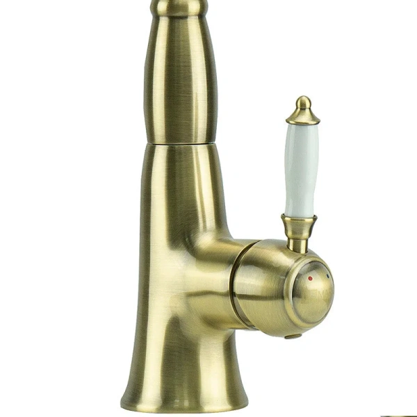 Смеситель для кухни Lemark Villa LM4805B (детальная фотография), на мойку, на столешницу