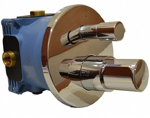 Смеситель для душа Ideal Standard Melange A4721AA с внутренней частью (детальная фотография), хром