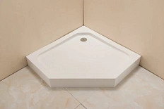 Душевой поддон Grossman Pragma 90х90 см пятиугольный