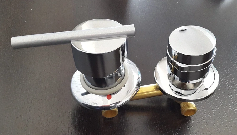 Душевая кабина Niagara Classic 120x80 см правая 23101424R (детальная фотография), угловые, недорогие, для дачи, без гидромассажа, c тропическим душем, с крышей, с сиденьем