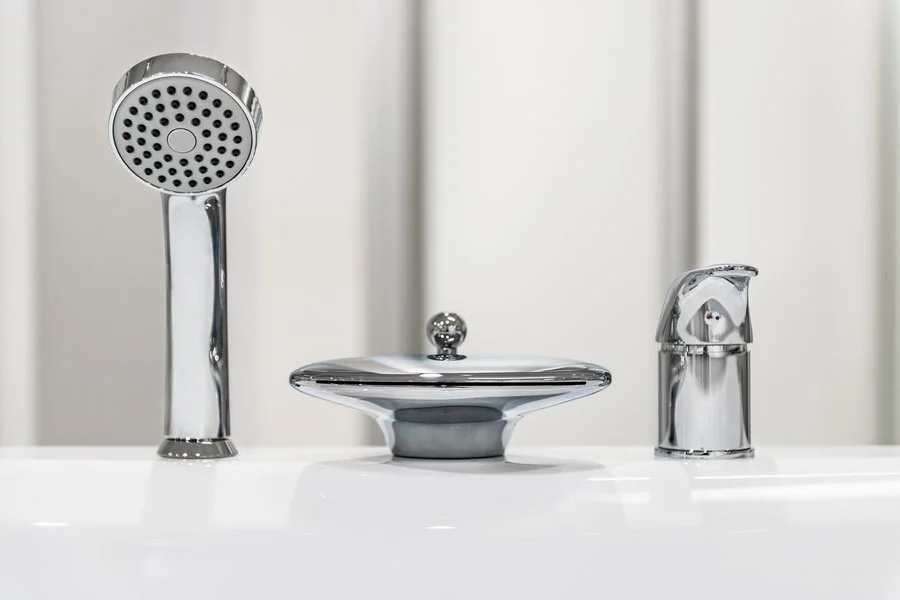 Смеситель для ванны Ravak Rosa на 3 отверстия X07P003 (детальная фотография), для ванны