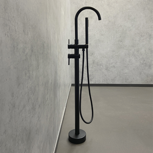 Смеситель для ванны Comforty черный матовый FE018M-CMT (детальная фотография), для ванны