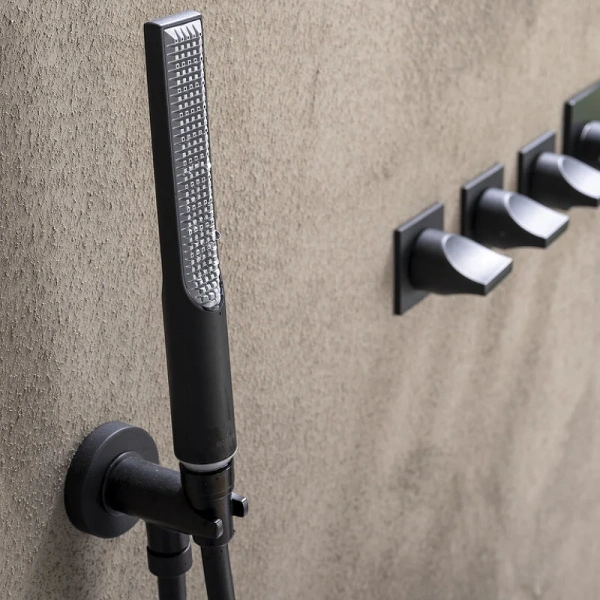 Душевой комплект Bossini Apice черный матовый CE3004C.073 (детальная фотография), черные