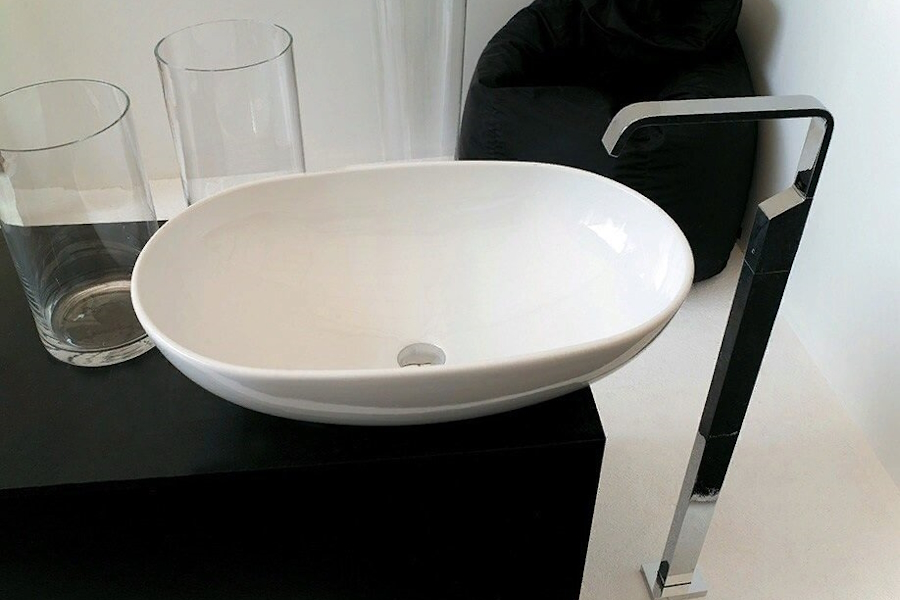 Раковина Artceram La Ciotola 70 см накладная LCL002 01 00 (детальная фотография), накладные (на столешницу), пристенные