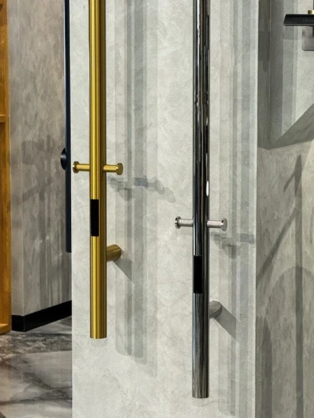 Полотенцесушитель электрический Boheme Uno 12x150 см бронза 726-BR (детальная фотография), из нержавеющей стали, без полки, неповоротные, с терморегулятором 