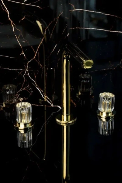 Смеситель для раковины Boheme Elegante золото 152-G-EL (детальная фотография), классические, ретро, с кристаллами swarovski, с элементами стекла, декорированные