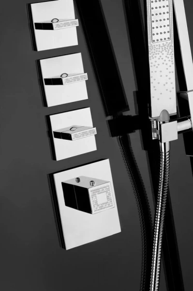 Смеситель для душа Bossini Rectangular хром Z033205.030 (детальная фотография), современные, hi-tech