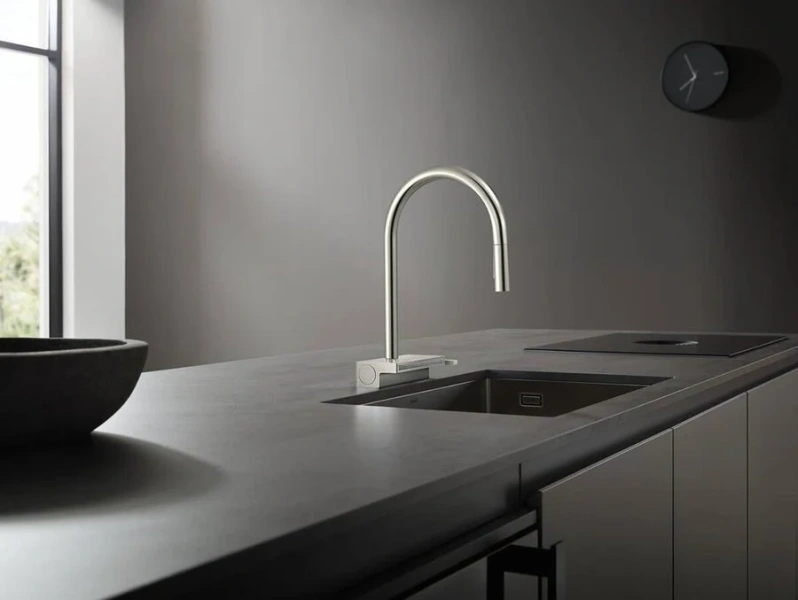 Смеситель для кухни Hansgrohe Aquno Select M81 с вытяжным изливом 73831000 (детальная фотография), на мойку, на столешницу