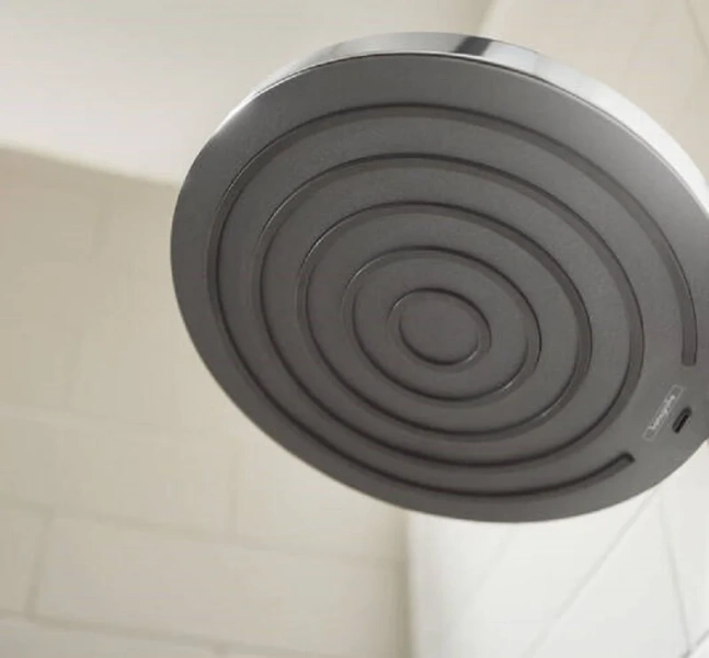 Верхний душ Hansgrohe Pulsify 24150 с держателем (детальная фотография), хром, белые, черные