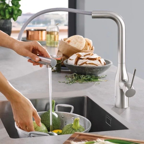 Смеситель для кухни Grohe Essence суперсталь 30270DC0 (детальная фотография), современные, hi-tech