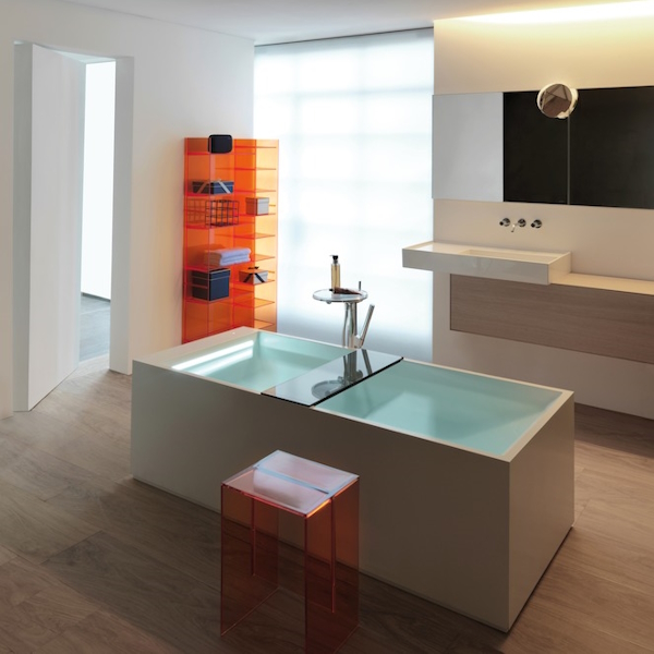 Ванна из материала Sentec Laufen Kartell 176х76 см с подсветкой перелива 2.2233.2.000.616.1 (детальная фотография), без гидромассажа, большие