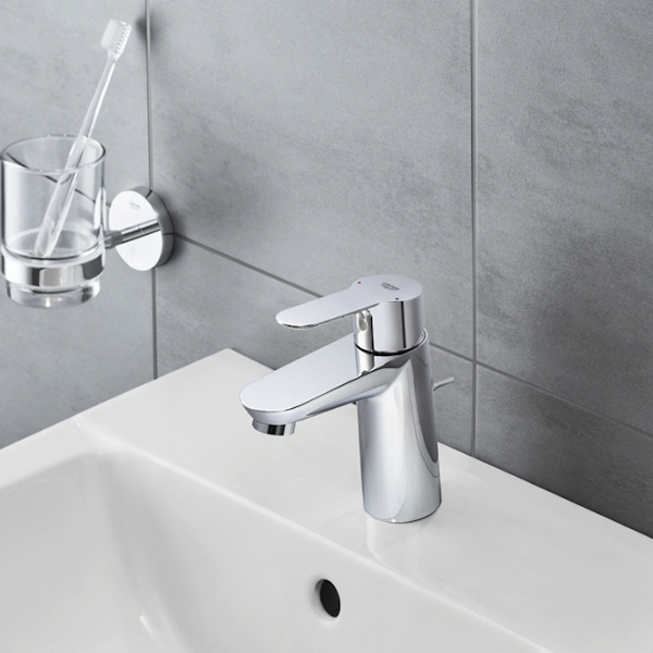 Смеситель для раковины Grohe BauEdge хром 23328001 (детальная фотография), с коротким изливом