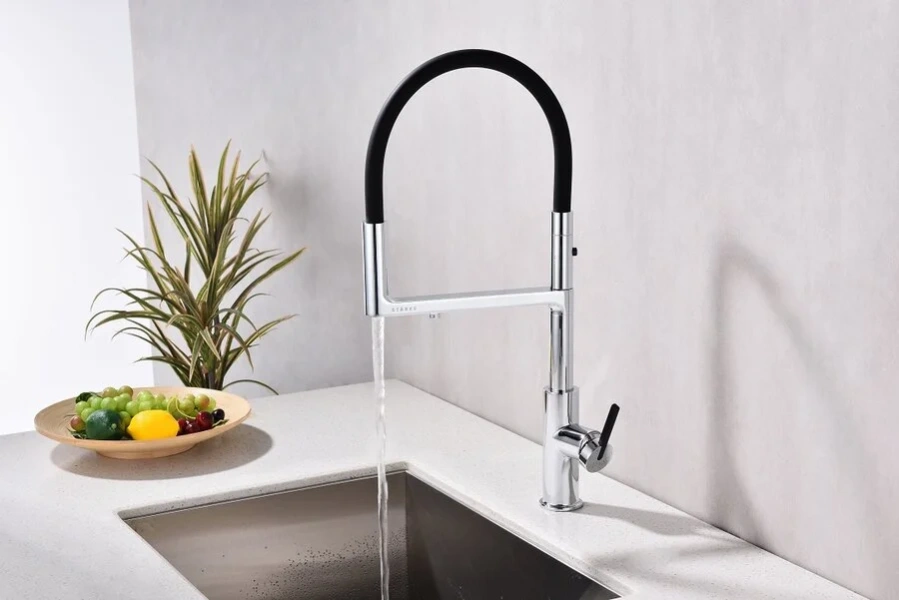 Смеситель для питьевой воды Paulmark Tornado To213402 с гибким изливом (детальная фотография), однорычажные, двухрычажные