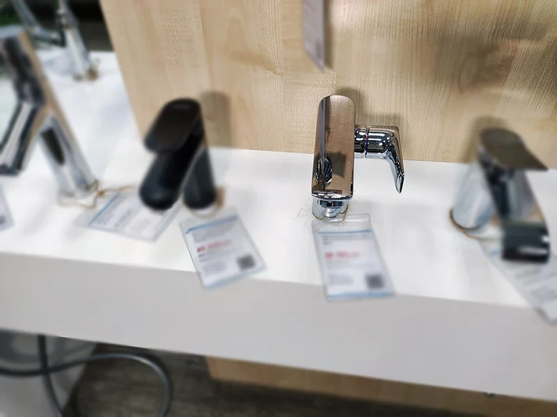 Смеситель для раковины Hansgrohe Talis E 71754 с донным клапаном (детальная фотография), с 1 монтажным отверстием