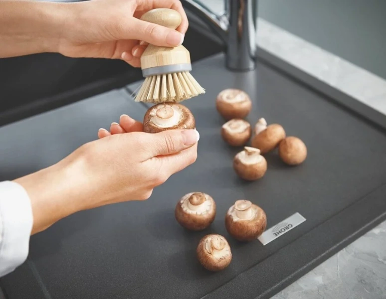 Мойка для кухни Grohe K400 78 см черный гранит 31639AP0 (детальная фотография), черные