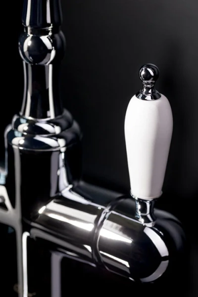 Смеситель для кухни Boheme Kitchen 11 с краном для питьевой воды (детальная фотография), классические, ретро, с элементами керамики