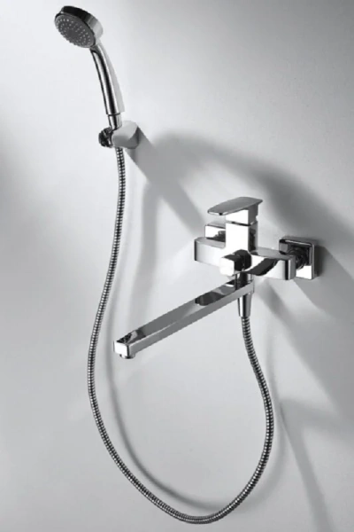 Смеситель для ванны Bravat Riffle F672106C-LB (детальная фотография), современные, hi-tech