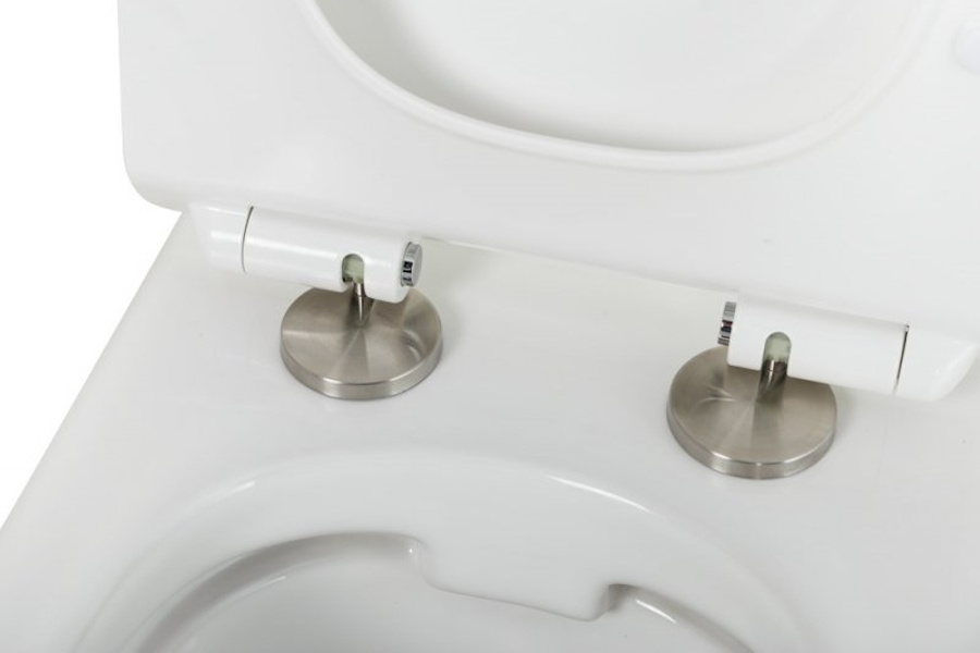 Унитаз подвесной Cezares Stylus безободковый CZR-513-TH-R (детальная фотография), с горизонтальным, прямым выпуском, с прямым выпуском