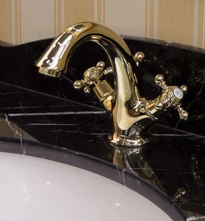 Смеситель для раковины Cezares Golf-LS1 двухвентильный (детальная фотография), хром, бронза, золото