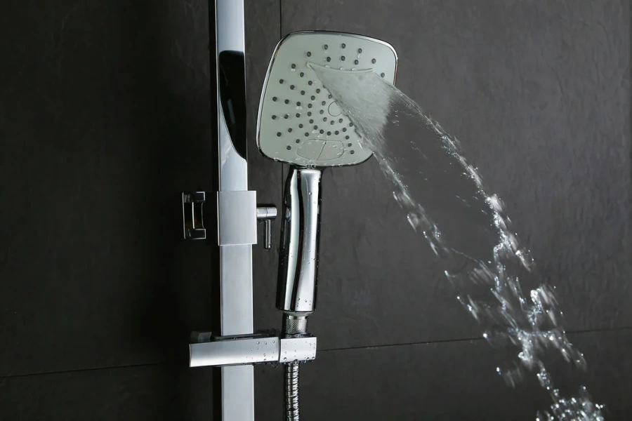 Душевая система для душа Lemark Tropic LM7005C (детальная фотография), настенные