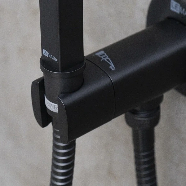 Гигиенический душ со смесителем Lemark Solo встраиваемый черный LM7172BL (детальная фотография), черные