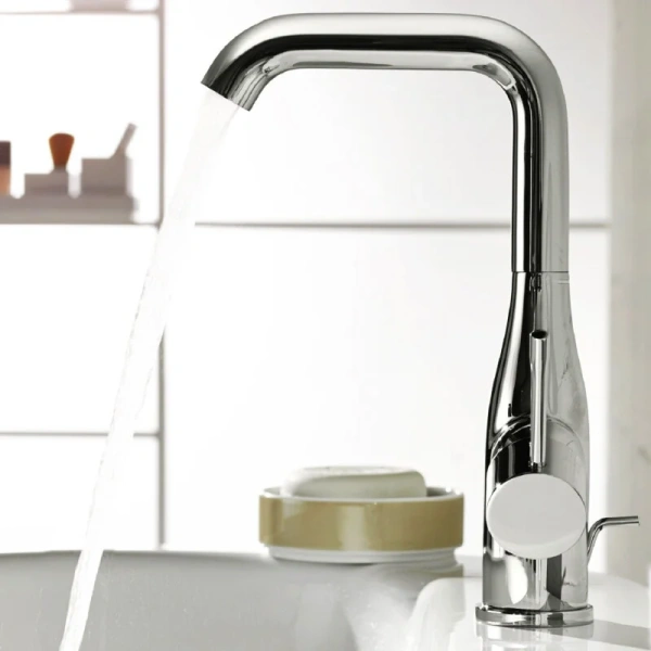 Смеситель для раковины Grohe Essence 32628001 (детальная фотография), современные, hi-tech