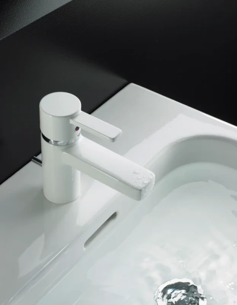 Смеситель для раковины Kludi Zenta белый 382609175 (детальная фотография), для раковины