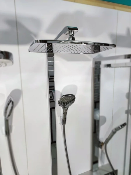 Душевая система Hansgrohe Raindance Select 27113000  хром  (детальная фотография), настенные
