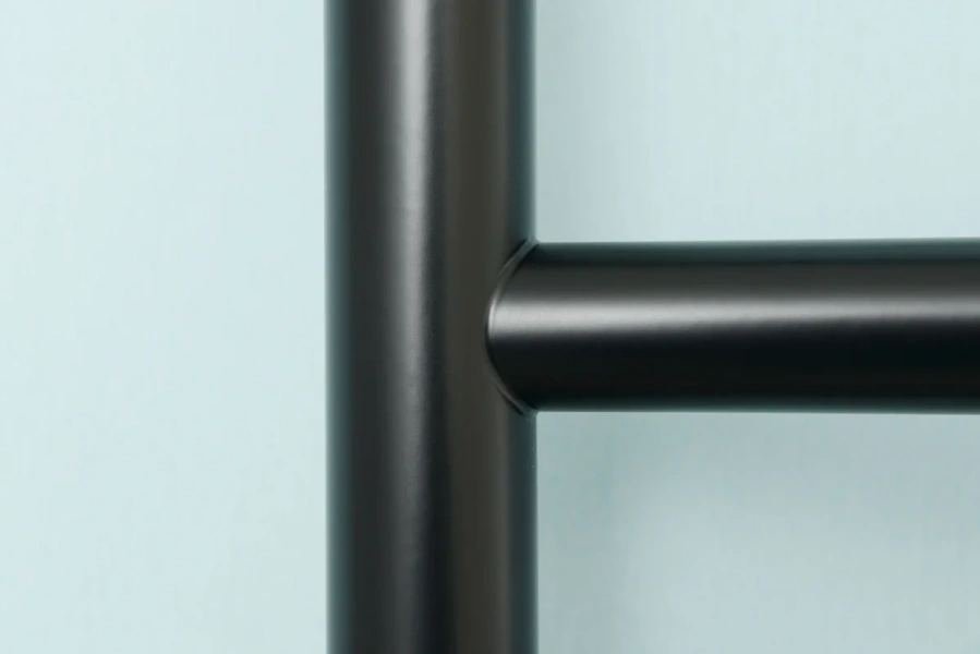 Полотенцесушитель электрический Сунержа Галант 4.0 50х60 см левый, черный матовый 31-0830-6050 (детальная фотография), электрические с наружной вилкой, электрические скрытого подключения, левое подключение