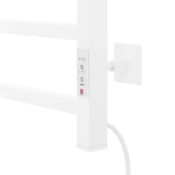 Полотенцесушитель электрический Energy Cube 40x70 см белый матовый EETR0CUBE07040R903M (детальная фотография), электрические с наружной вилкой, электрические скрытого подключения, правое подключение