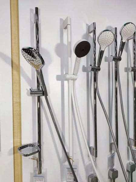 Душевой гарнитур Hansgrohe Pulsify 24170 со штангой (детальная фотография) index_1