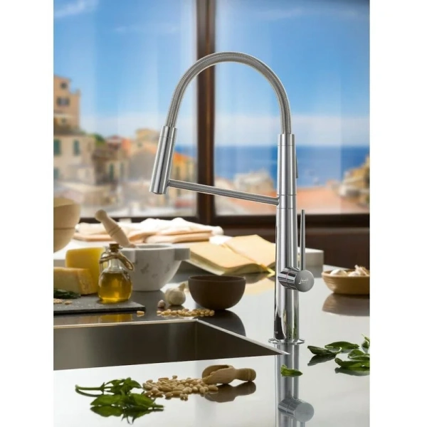 Смеситель для кухни Nobili Levante MV123300 с выдвижным изливом (детальная фотография), хром, черные