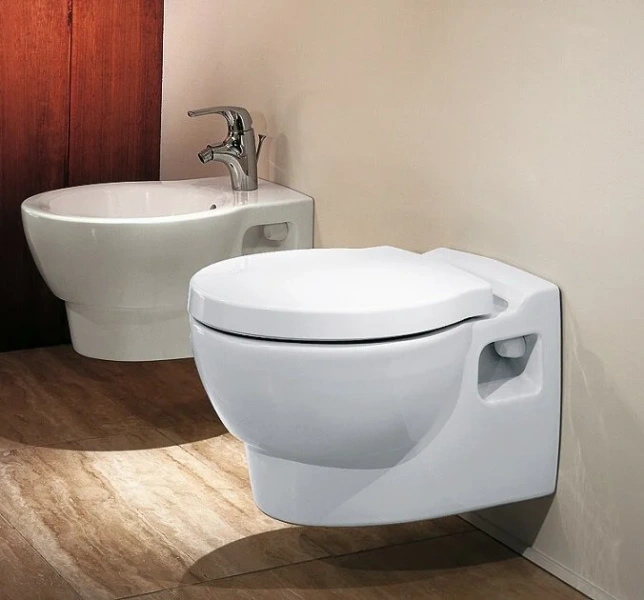 Биде подвесное Jacob Delafon Ove горизонтальный выпуск E1586-00 (детальная фотография), подвесные