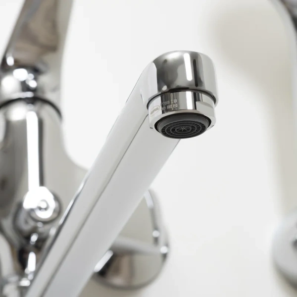 Смеситель для ванны WasserKRAFT Rossel с длинным изливом 2802L (детальная фотография), для ванны index_1