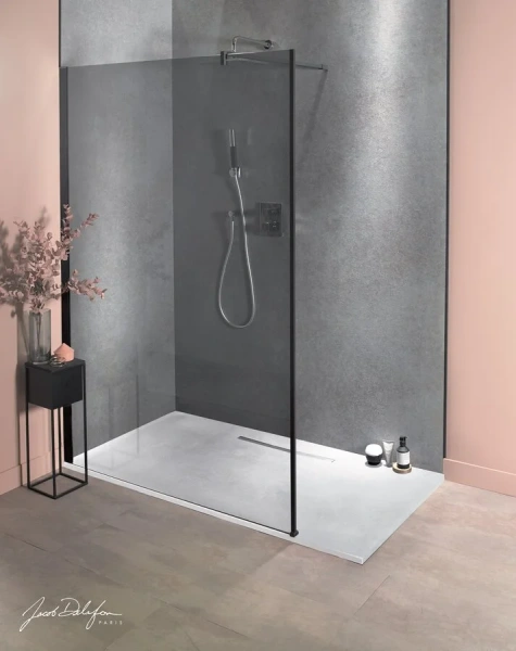 Душевая перегородка Jacob Delafon Contra 140 см профиль черный стекло прозрачное E22W140-BLV (детальная фотография)